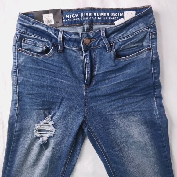 NWT High rise super skinny ripped dark wash jeanse - Picture 5 of 12